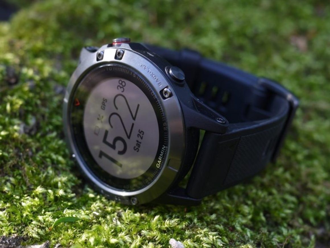 Мультиспортивные GPS-часы Garmin Fenix : сравнение моделей 5 и 6